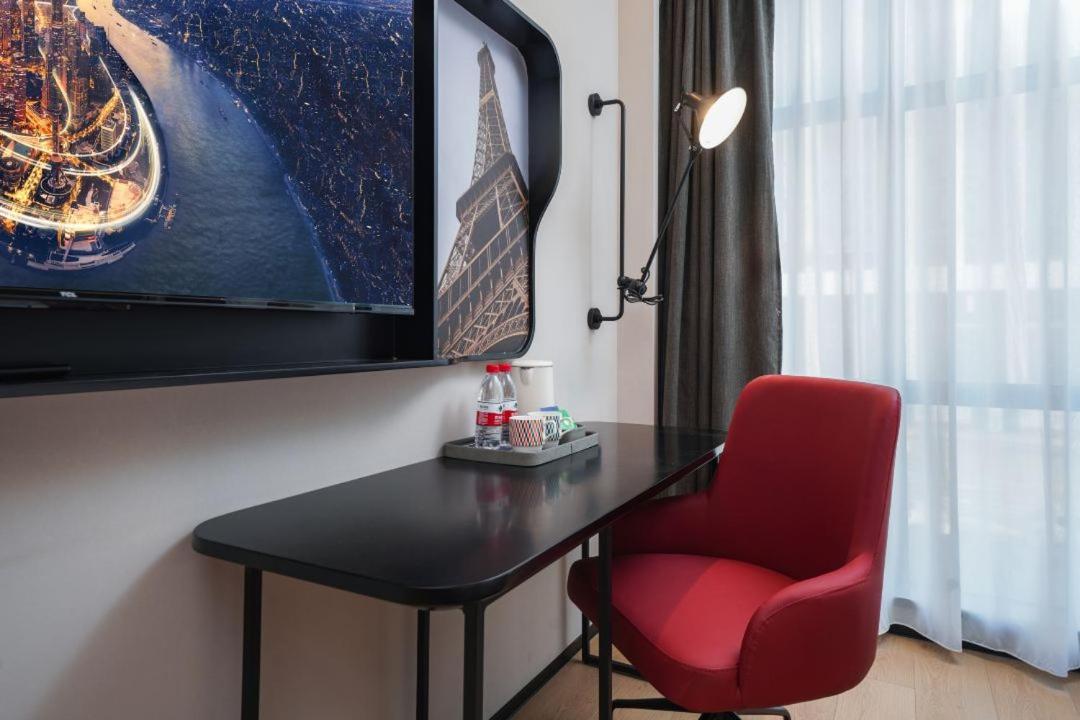 Campanile Hongqiao Airport National Convention And Exhibition Center 3*